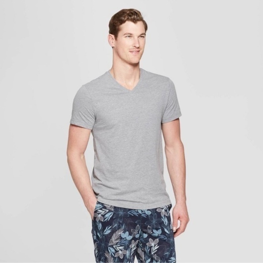 NWT Men's Gray V-Neck T-Shirt